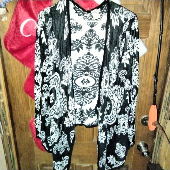 Cardigan - Picture 1 of 2